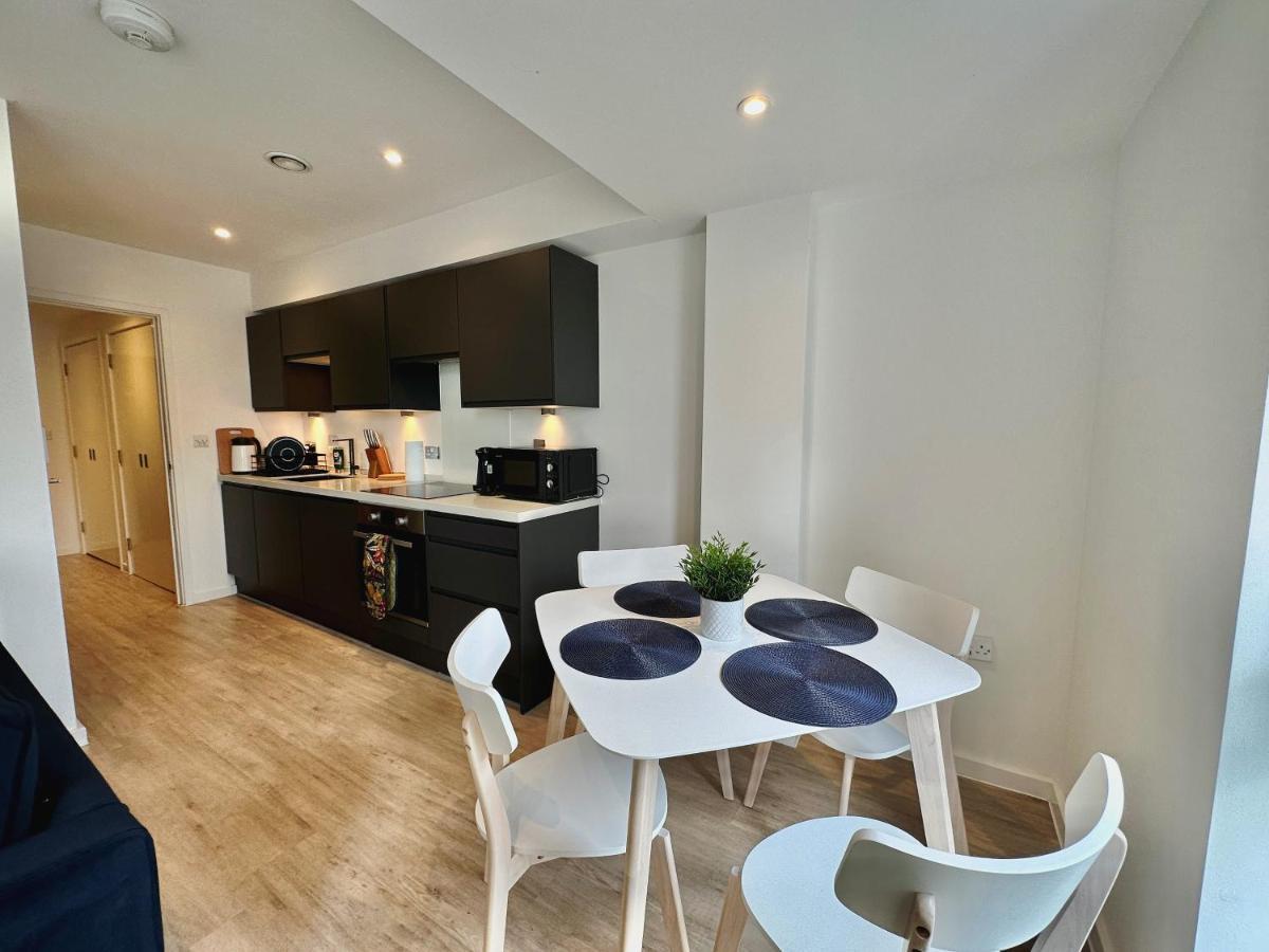 Serviced Apartments Nailsea Exterior photo
